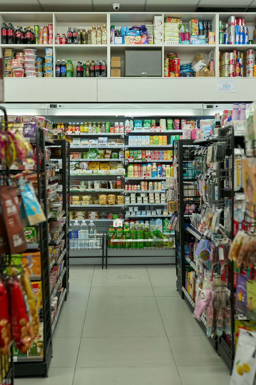 Wide, organized aisles at Cosmos